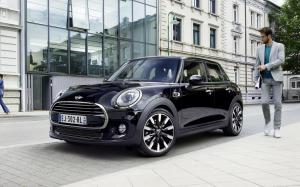 Mini Cooper 5-Door Blackfriars 2017 года (FR)